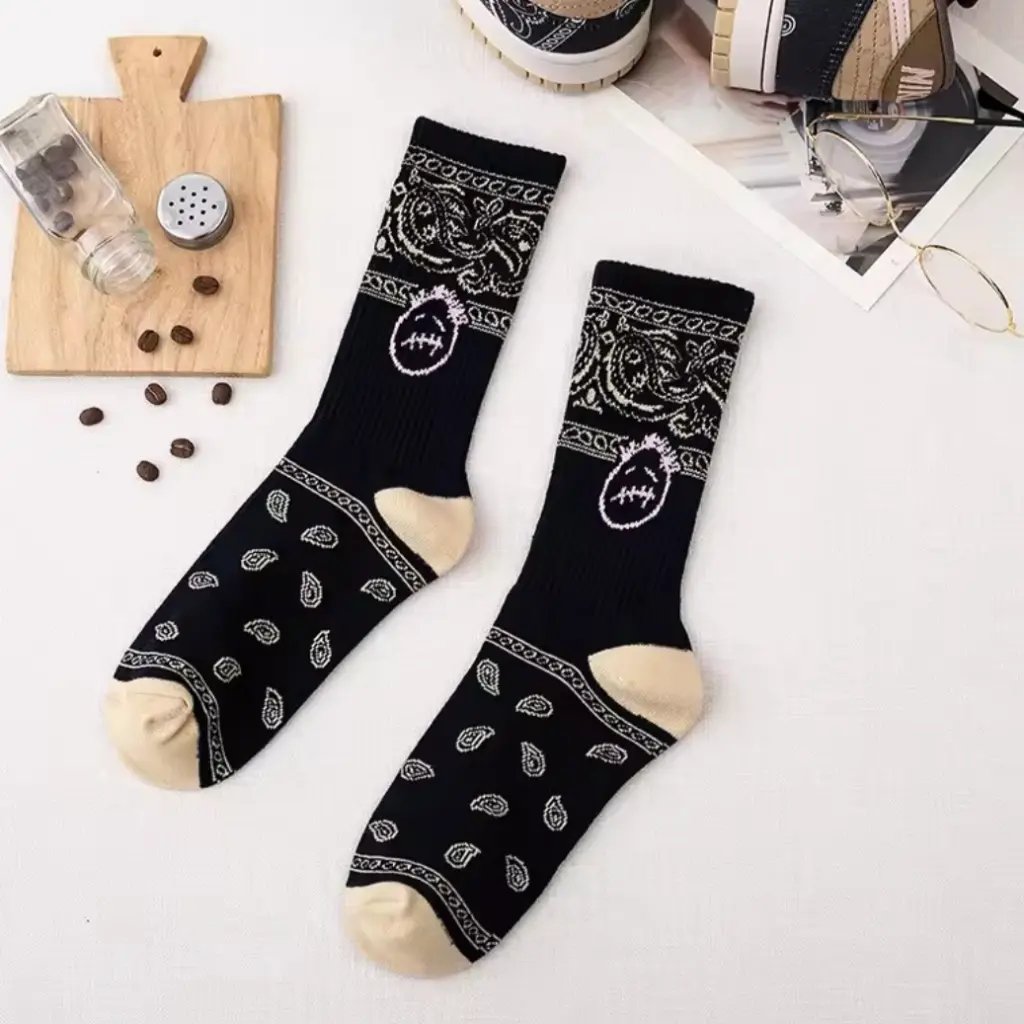 socks-dunk-low-travis-scott-9