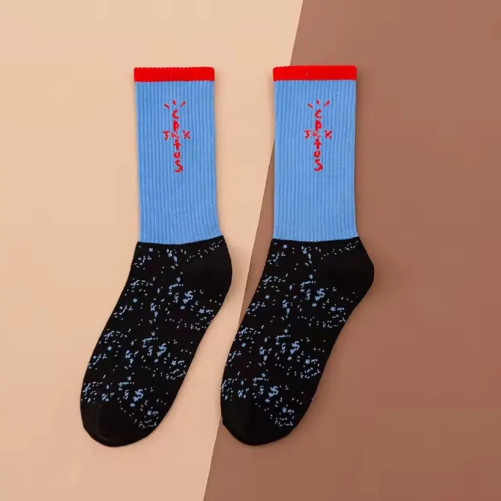 socks-aj4-travis-scott-4