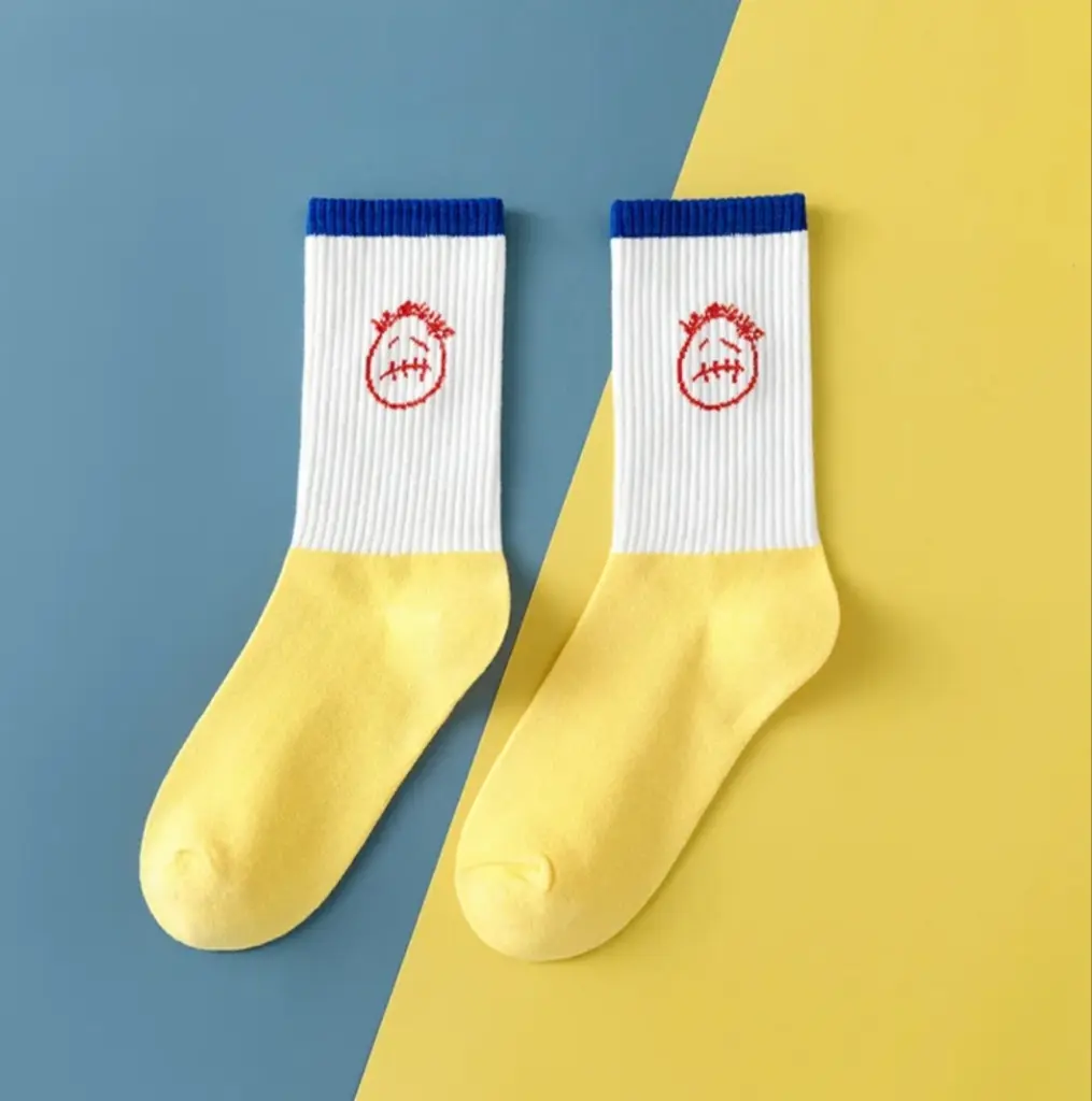 socks-travis-scott-canary-2