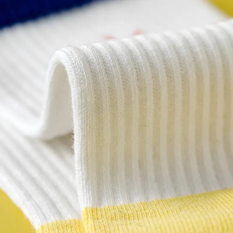 socks-travis-scott-canary-4