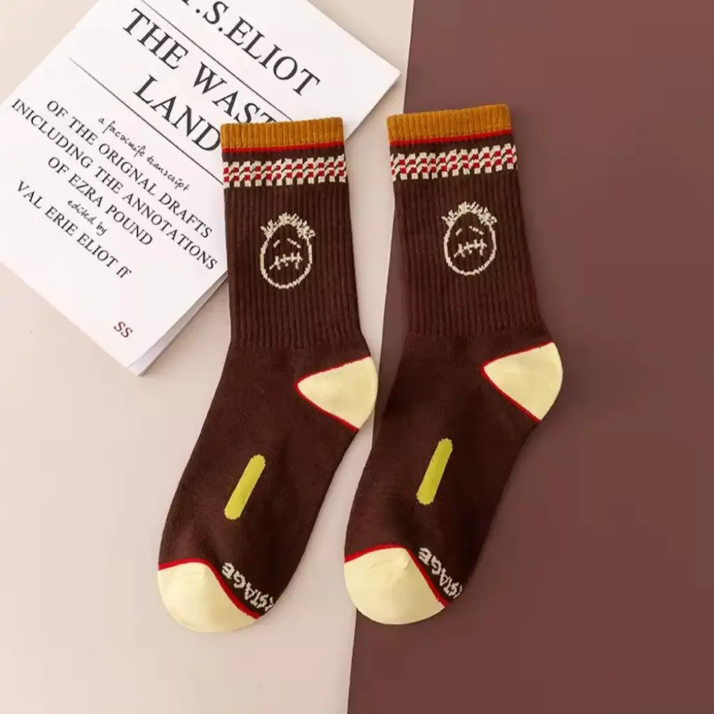 socks-travis-scott-baroque-brown-2