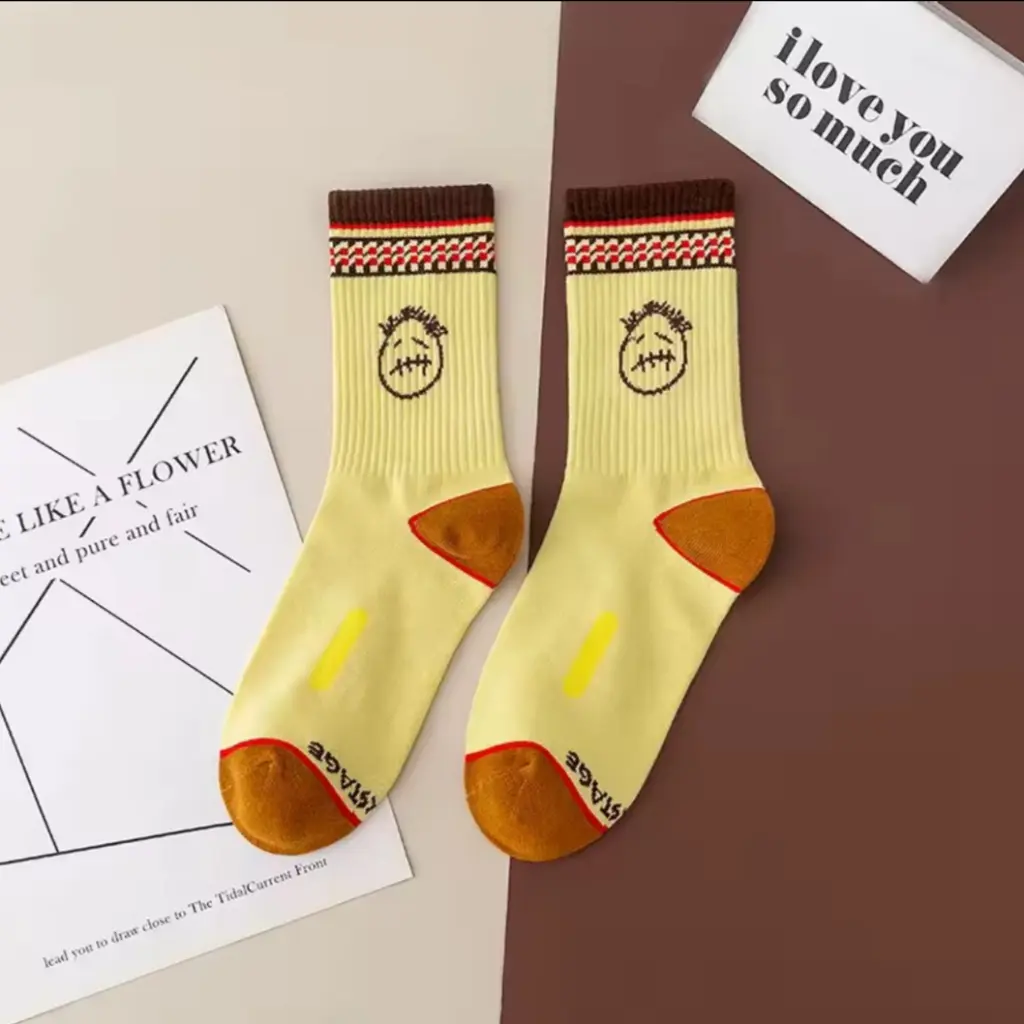 socks-travis-scott-baroque-brown-3