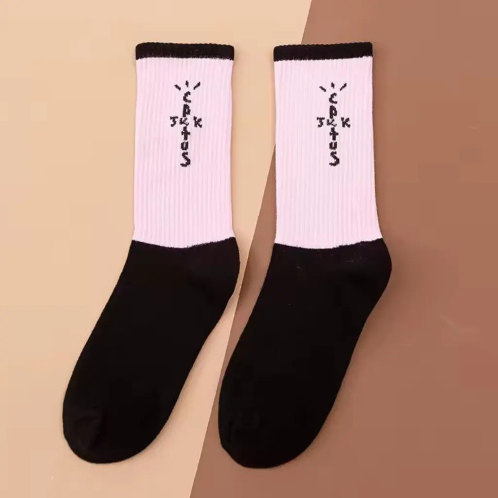 socks-travis-scott-mocha-pink-3