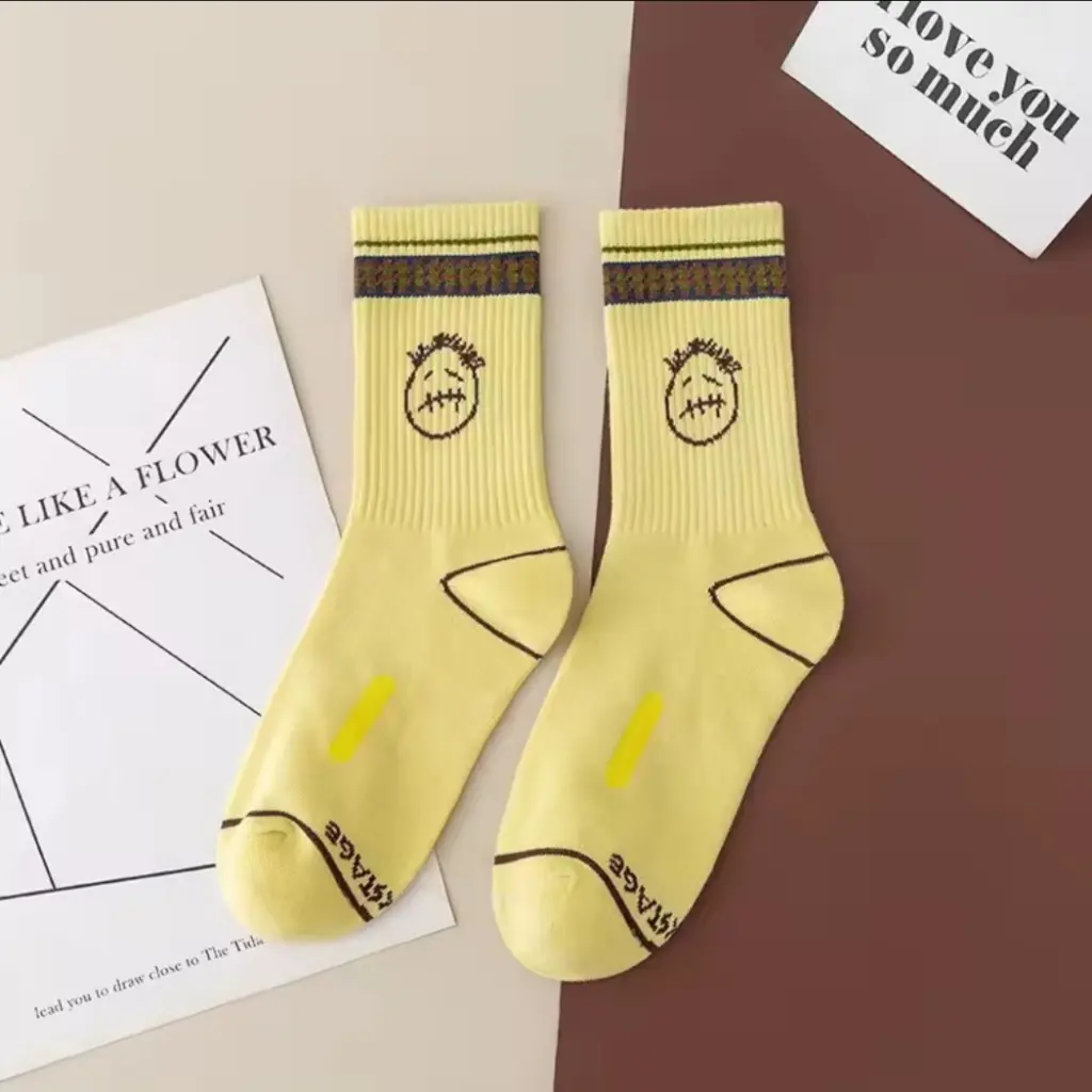 socks-travis-scott-saturn-gold-5