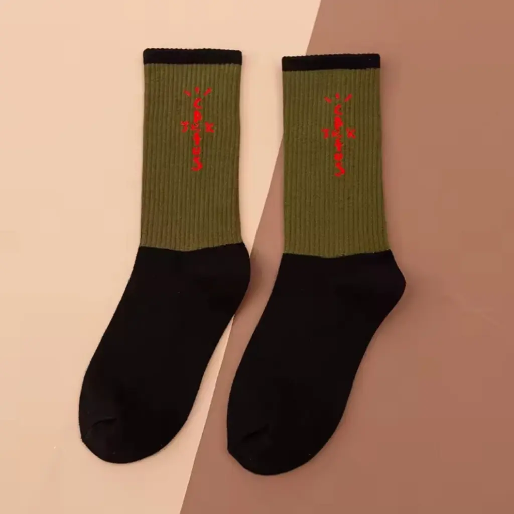 socks-travis-scott-aj6-olive-black-2.webp
